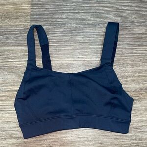 Oiselle Easter bra size 04 fits XS/S/28-30/A-B